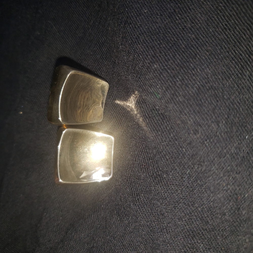 Dior Luxurious Gold Clip-Back PIERCED Earrings - Picture 3 of 5